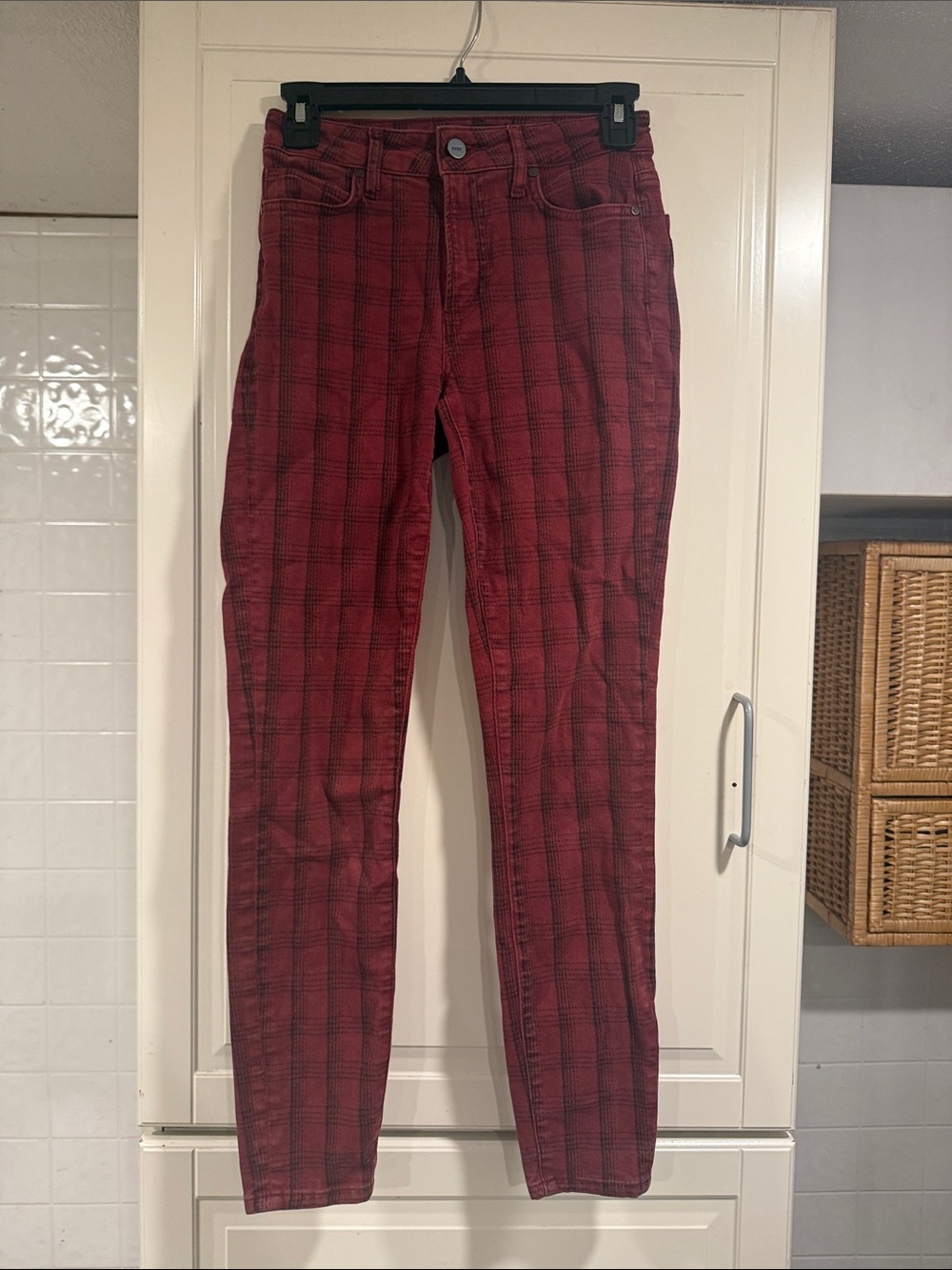 Paige Women’s Red Plaid Slim Jeans size 24 8:5
